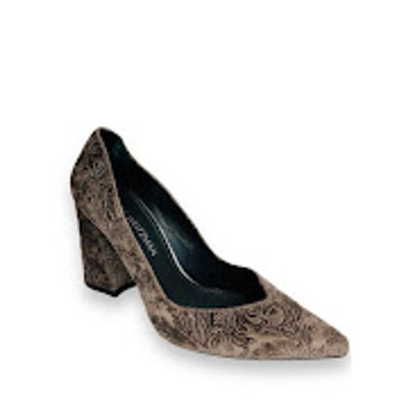 STUART WEITZMAN Olive Green Velvet Textured Pointed Toe Block Heel Pumps 7 - Picture 1 of 5